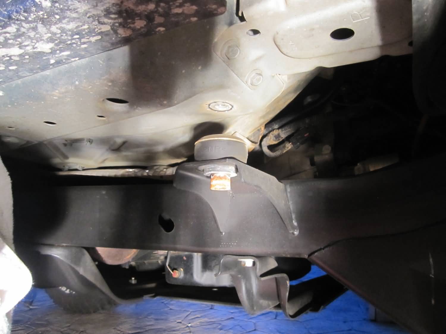 Removing jeep body lift #5