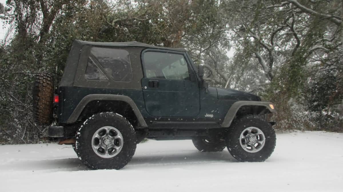 IMG_4871_jeep-snow
