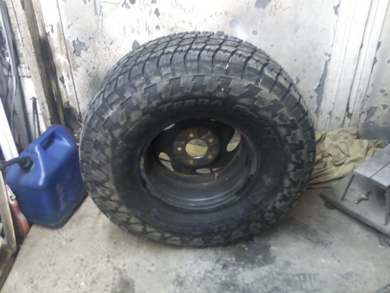 1203081624-2.jpg