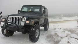 IMG_4866_jeep-snow.JPG