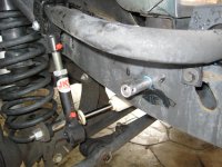 bolted-up-jeep-sway-bar-disconnect.JPG