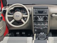 jeep-wrangler-2010-interior.jpg