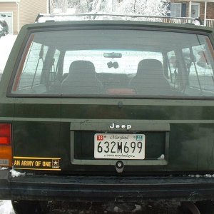 jakbob\'s xj in the snow