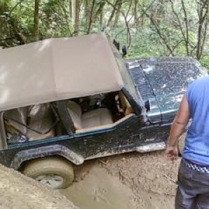 jeep_stuck_