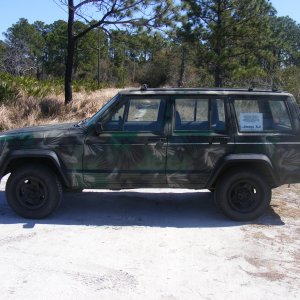 88' Cherokee, after camo paint job