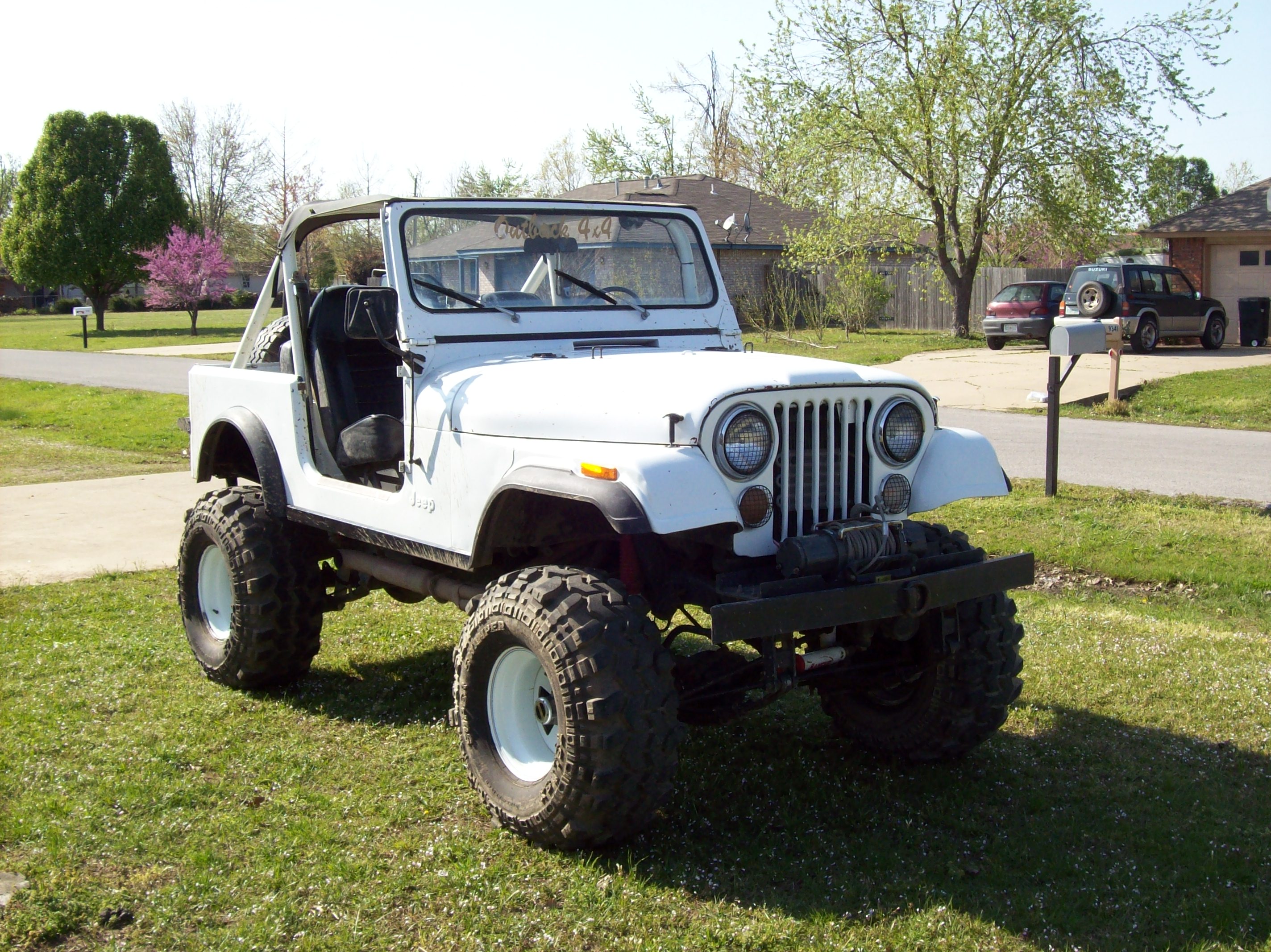 cj-7 with 9&quot; lift on 35x15.5