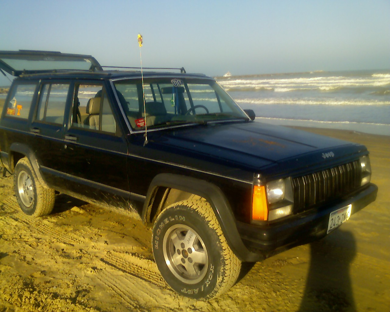 Jeep_Beach